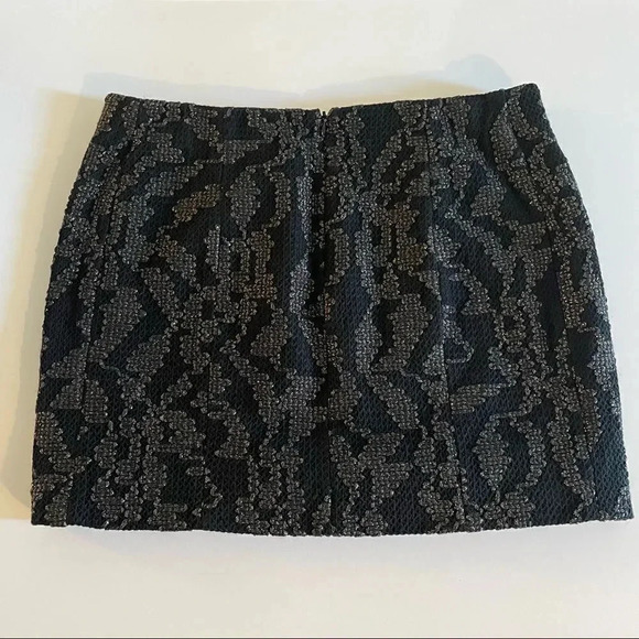 Maje Mini Skirt embroidery detailing - Picture 11 of 14